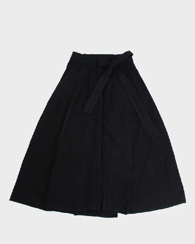 Prospective Flow Skirt, Kyu, Black slim fit skirt